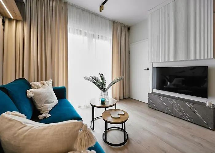 Golden Dreams Luxury Apartments 103